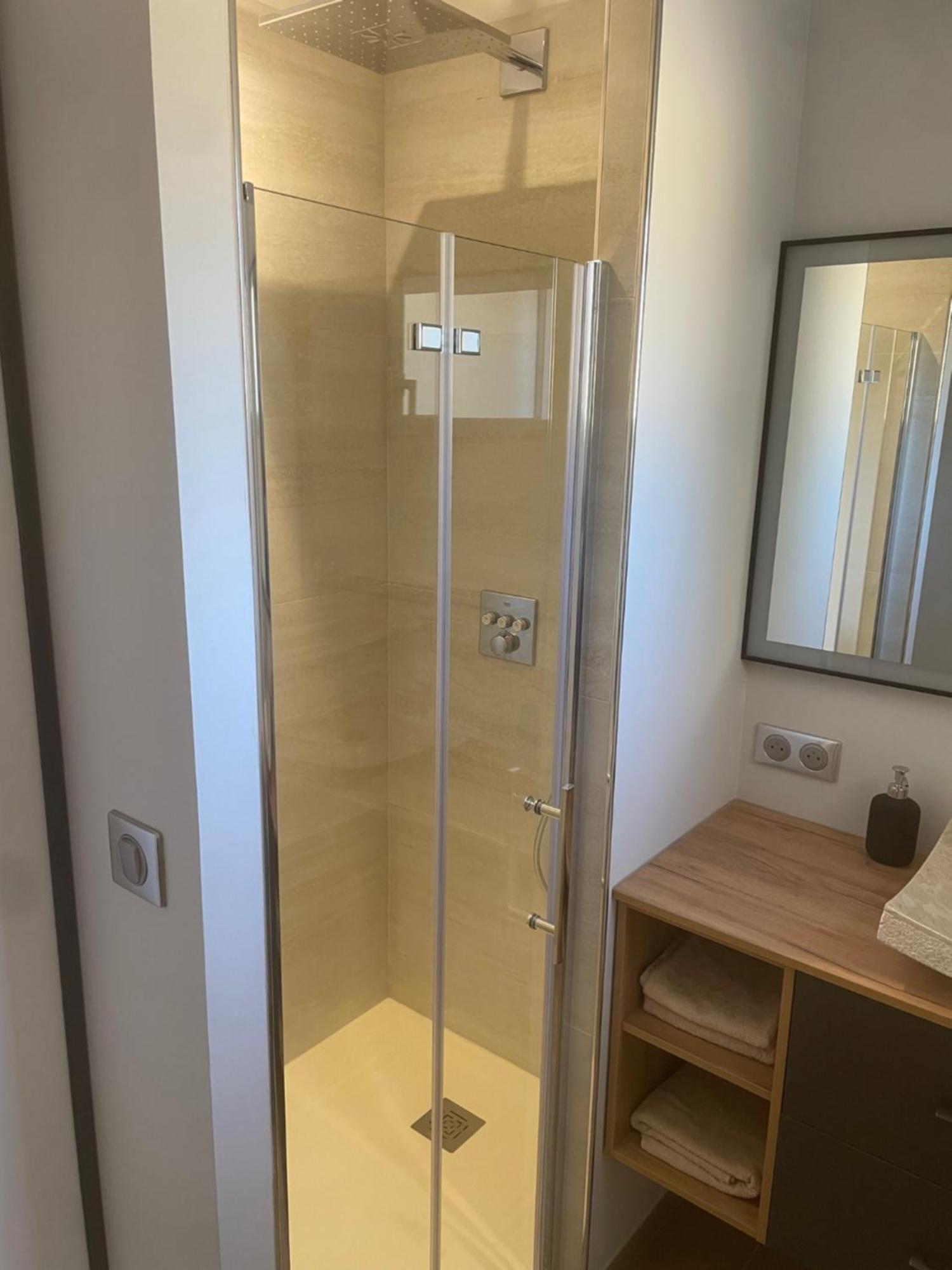 Logement Avec Jacuzzi Joucas Zewnętrze zdjęcie